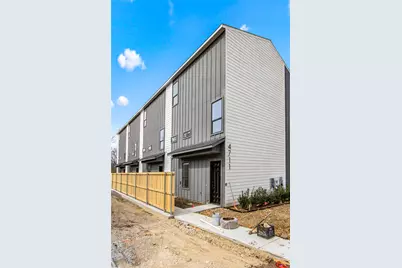 4711 Sylvester Street, Dallas, TX 75219 - Photo 2