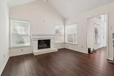 924 McCoy Drive, Irving, TX 75062 - Photo 14