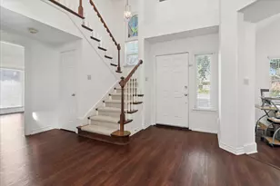 924 McCoy Dr, Irving, TX 75062 - Photo 4