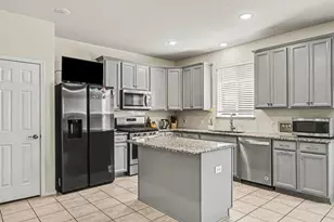9117 Redshire Ln, Fort Worth, TX 76131 - Photo 8