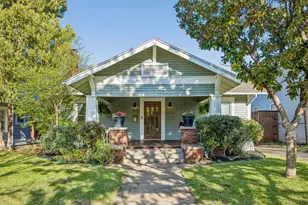 310 N Montclair Ave, Dallas, TX 75208 - Photo 2