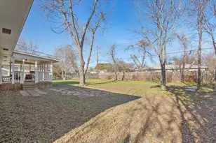 1307 N 62nd St, Waco, TX 76710 - Photo 24