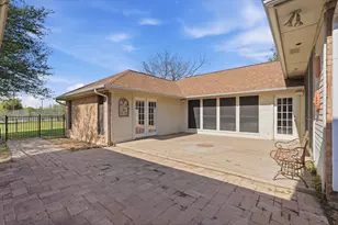 2838 Big Oaks Dr, Garland, TX 75044 - Photo 28