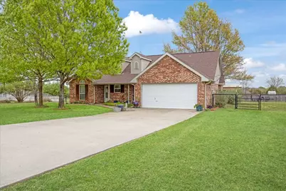 105 Mulberry Drive, Trenton, TX 75490 - Photo 2