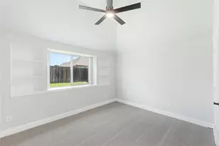 179 Creekside Dr, Sanger, TX 76266 - Photo 26