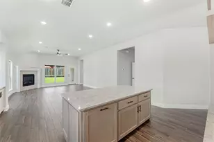 179 Creekside Dr, Sanger, TX 76266 - Photo 10