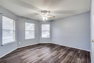 2844 Bluffs Ct, McKinney, TX 75071 - Photo 14