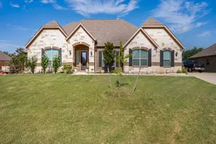 102 White Oak Dr, Krugerville, TX 76227 - Photo 1