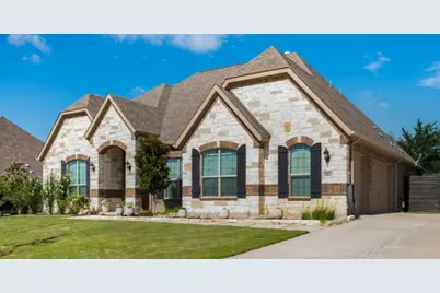 102 White Oak Drive, Krugerville, TX 76227 - Photo 2
