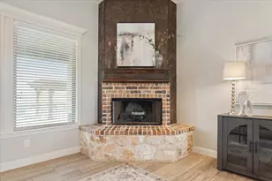 358 Sunland Park, Robinson, TX 76706 - Photo 8