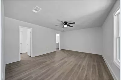 6758 Cartagena Court, Fort Worth, TX 76133 - Photo 16