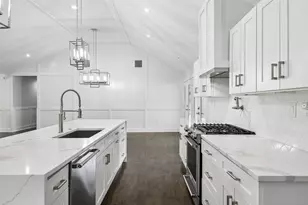 13726 Peyton Dr, Dallas, TX 75240 - Photo 10