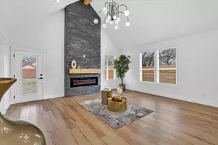 1312 Wayne St, Haltom City, TX 76117 - Photo 8