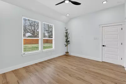 1312 Wayne St, Haltom City, TX 76117 - Photo 20