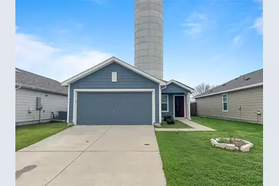 715 Deerfern Drive, Princeton, TX 75407 - Photo 1