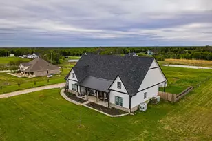 4886 County Rd 1037, Celeste, TX 75423 - Photo 2