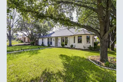 2600 Belmeade Drive, Carrollton, TX 75006 - Photo 2