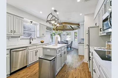 2600 Belmeade Drive, Carrollton, TX 75006 - Photo 12