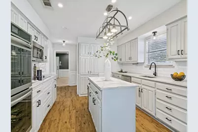 2600 Belmeade Drive, Carrollton, TX 75006 - Photo 10