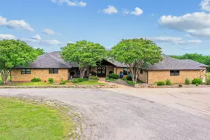4517 Old Sherman Rd, Whitesboro, TX 76273 - Photo 1