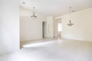 8216 Spring Valley Ln, Plano, TX 75025 - Photo 10