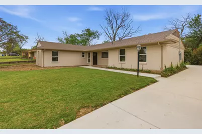 3550 Ridgeoak Way, Farmers Branch, TX 75234 - Photo 2