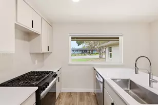 3550 Ridgeoak Way, Farmers Branch, TX 75234 - Photo 10