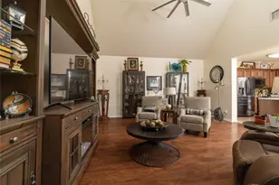 160 Greathouse Village, Decatur, TX 76234 - Photo 8