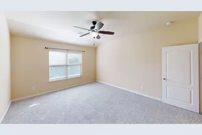 4524 Lakeside Hollow Street, Fort Worth, TX 76262 - Photo 12