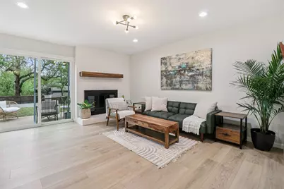 1428 Hampton Road, Grapevine, TX 76051 - Photo 2