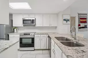 1428 Hampton Rd, Grapevine, TX 76051 - Photo 16