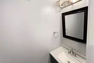 1203 Whitecreek Dr, Glenn Heights, TX 75154 - Photo 20