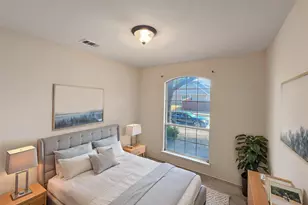 1203 Whitecreek Dr, Glenn Heights, TX 75154 - Photo 4