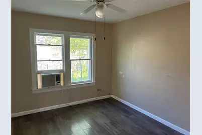 104 W Wilson Avenue, Whitney, TX 76692 - Photo 6