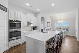704 Cactus Crk Ct, Godley, TX 76044 - Photo 1