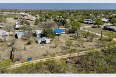 814 Texas Street, Stamford, TX 79553 - Photo 2
