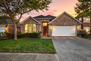 3013 Peppercorn Dr, Euless, TX 76039 - Photo 2