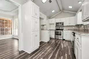 1842 Westcreek Dr, Garland, TX 75042 - Photo 10