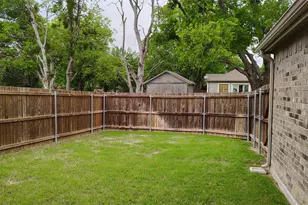 205 Violet Dr, Waxahachie, TX 75165 - Photo 22