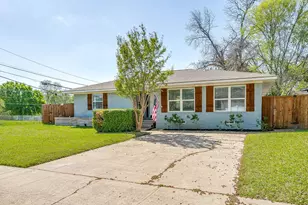 8808 Westfield Dr, Dallas, TX 75243 - Photo 2