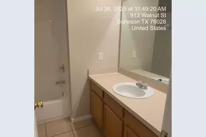 913 Walnut, Burleson, TX 76028 - Photo 12