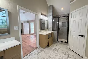 2112 Stonegate Dr, Carrollton, TX 75010 - Photo 18