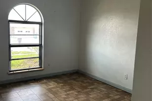 633 Valley View Dr, Allen, TX 75002 - Photo 2