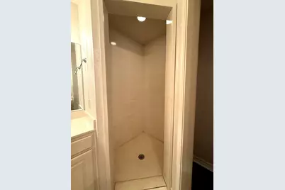 1001 Hunters Court, Sanger, TX 76266 - Photo 8