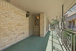 4320 Bellaire Dr S, Fort Worth, TX 76109 - Photo 4