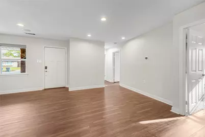 3042 Amber Lane, Farmers Branch, TX 75234 - Photo 8