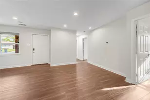 3042 Amber Ln, Farmers Branch, TX 75234 - Photo 8