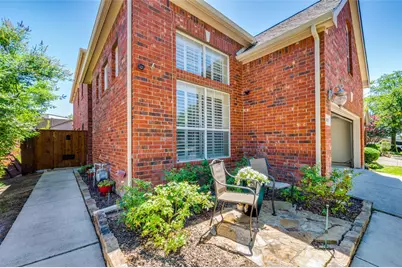 3912 Sovereign Drive, Bedford, TX 76021 - Photo 4