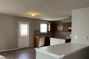 2411 Canyon Springs, Grand Prairie, TX 75052 - Photo 8