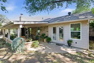 416 Cavender Ct, Hurst, TX 76054 - Photo 30